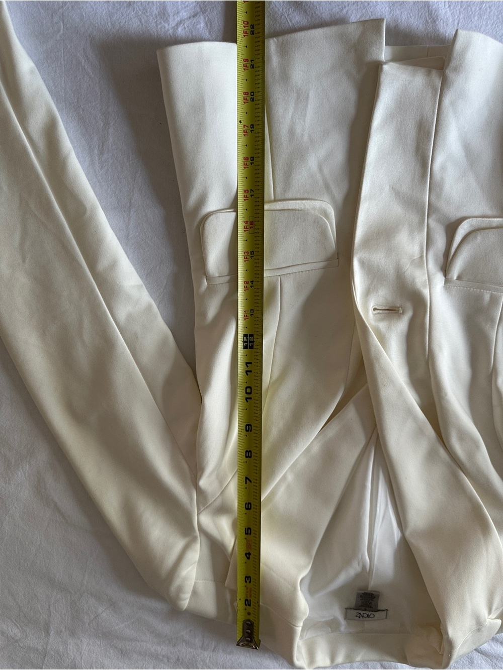 Cache White Single-Button Tailored Blazer - Picture 8 of 8